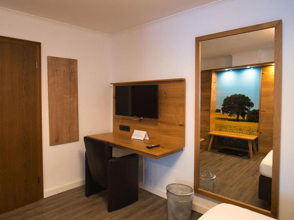משדה Hotel Hollaender Hof מראה חיצוני תמונה