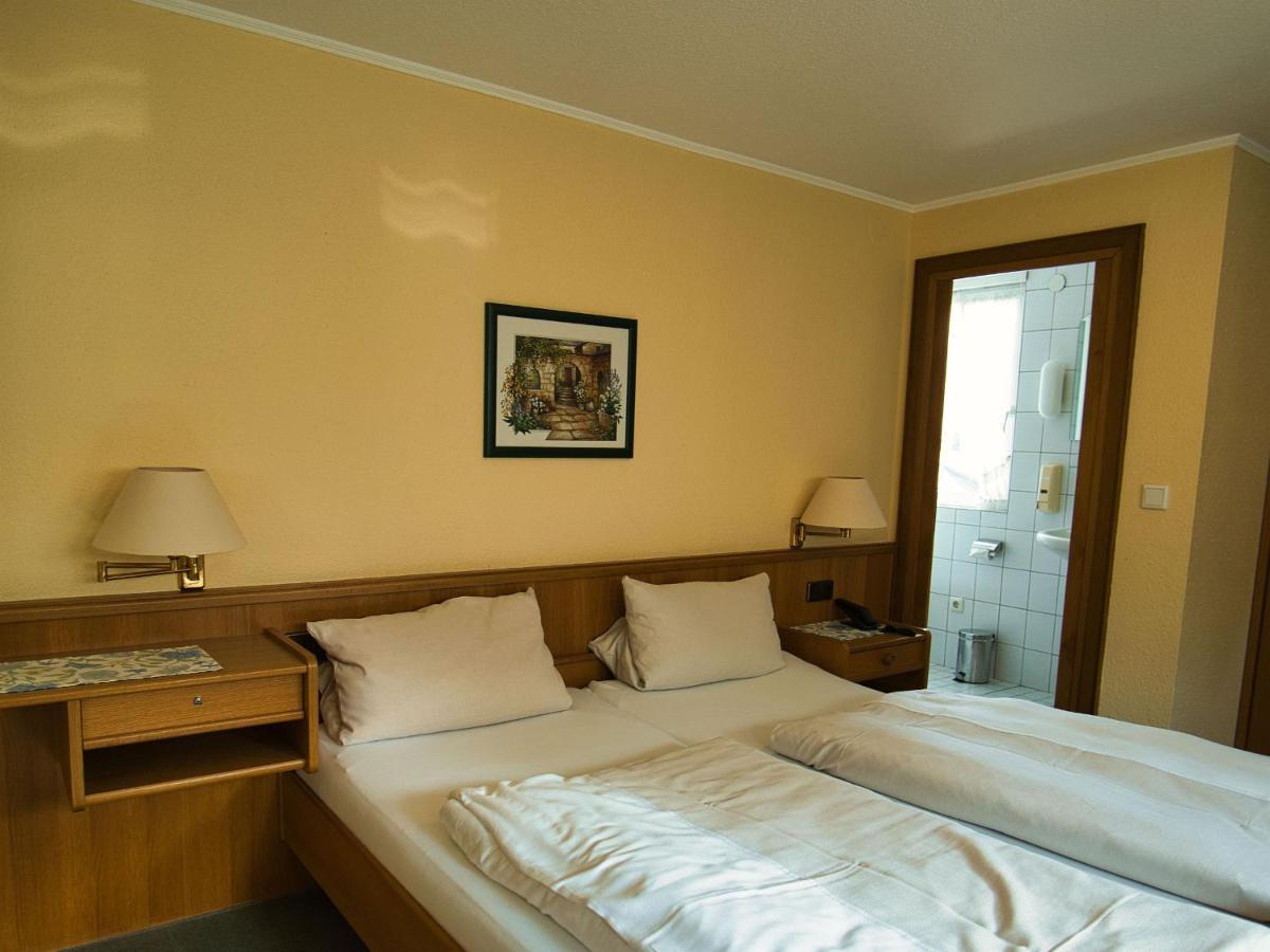 משדה Hotel Hollaender Hof מראה חיצוני תמונה